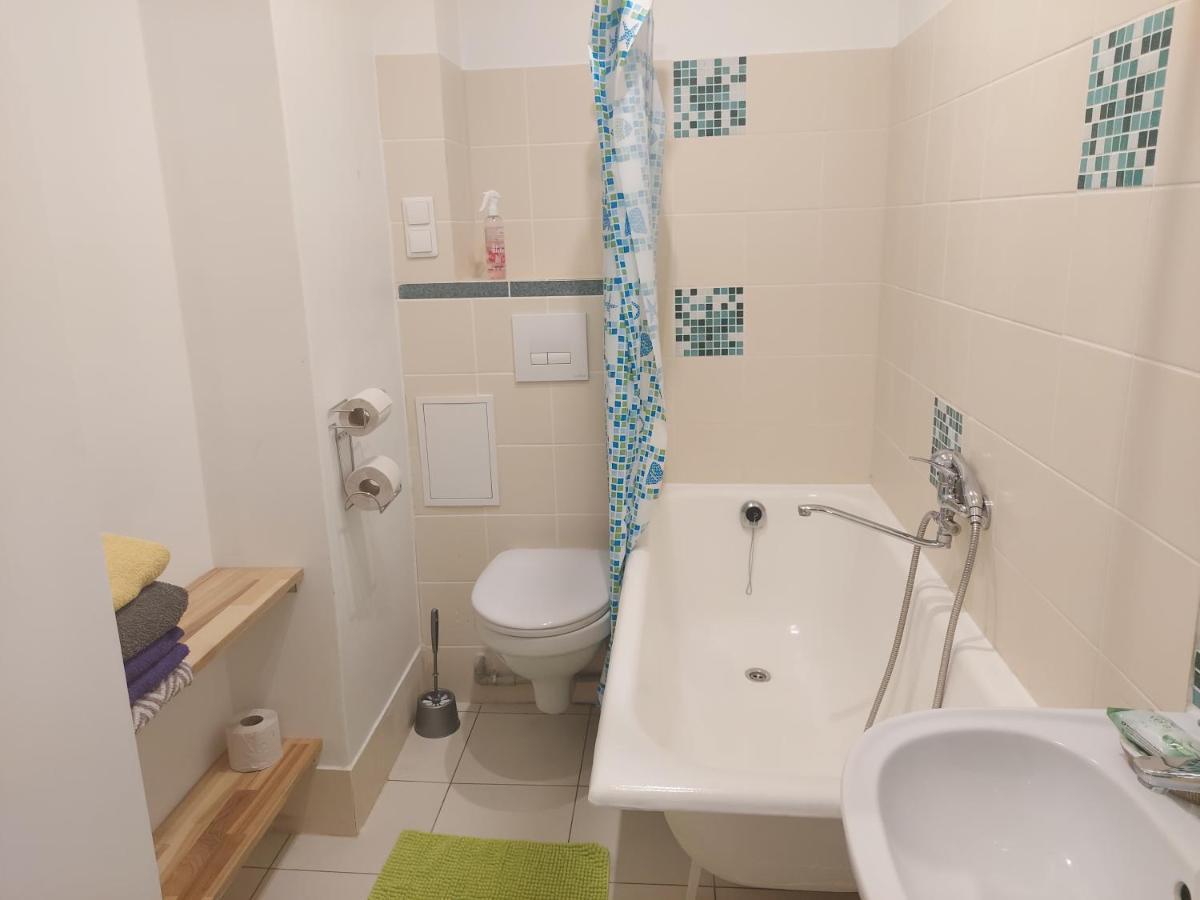 Midsummer House, Cozy And Comfortable Apartments In 里加 外观 照片